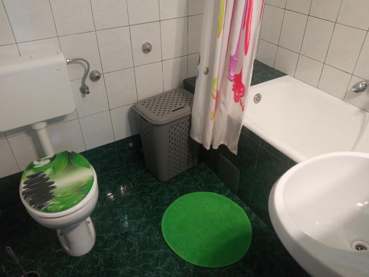 Guesthouse Gasho Рийека Стая снимка